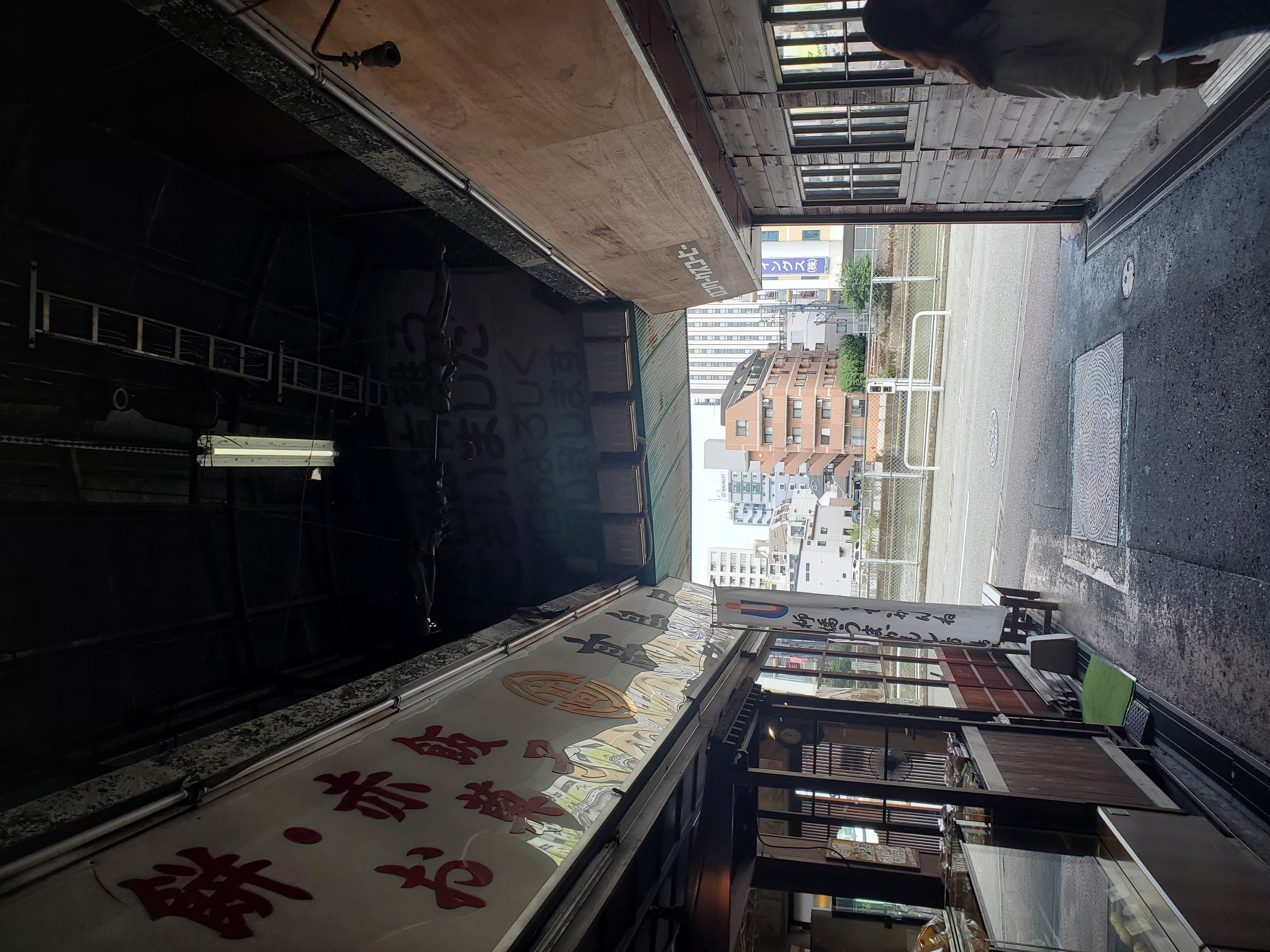 福岡市中央区 100年以上の歴史持つ博多の台所「柳橋連合市場」の写真 3