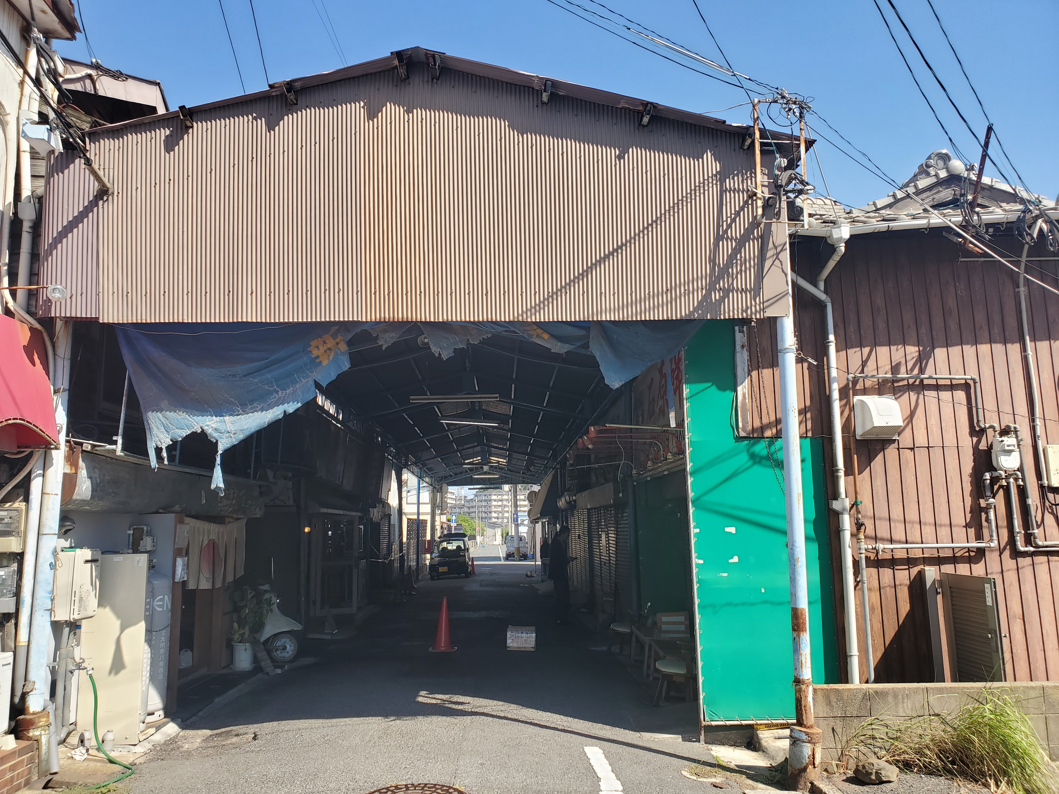北九州最古の木造レトロ市場「筑豊商店街」の写真 6