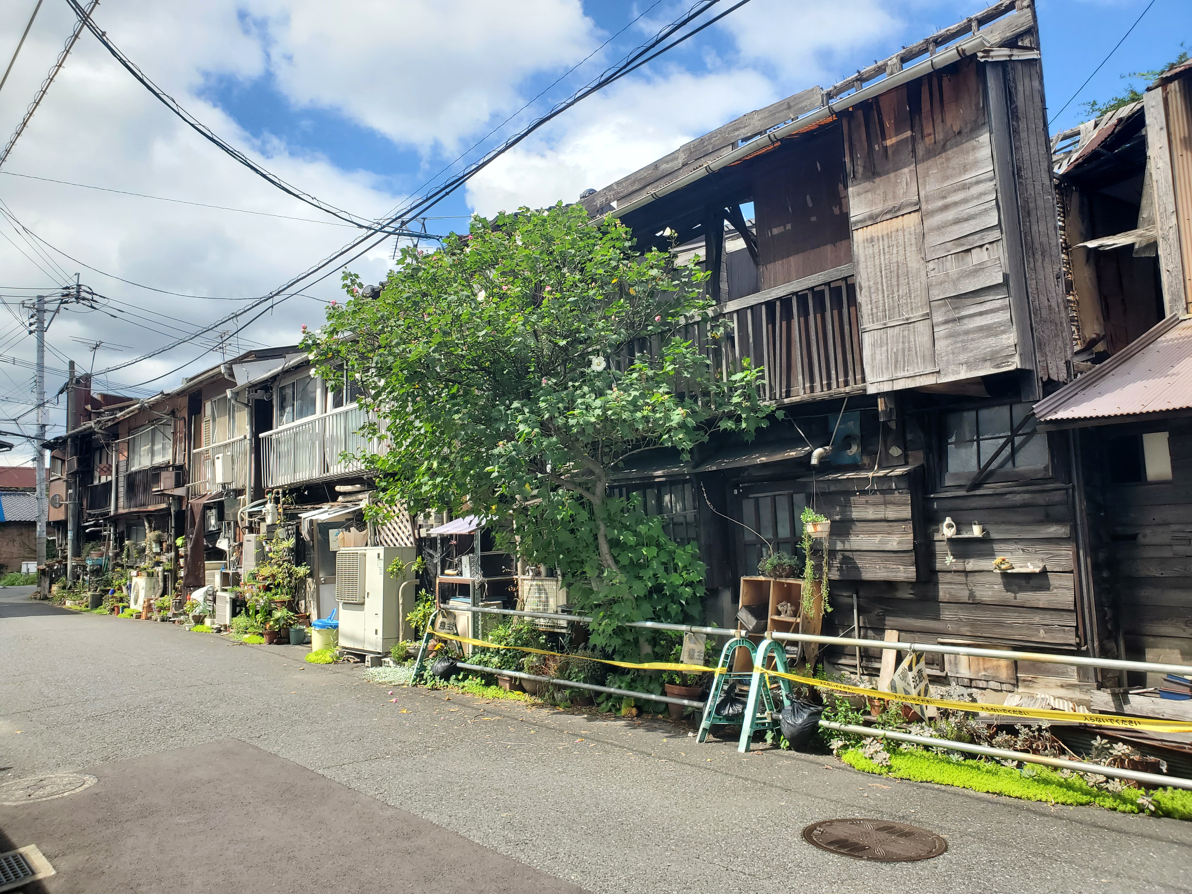 北九州市小倉北区 レトロを超えた空間「到津市場」の写真 11